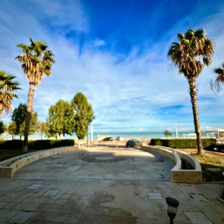 Casa Regina Elena 1 Lägenhet Barletta